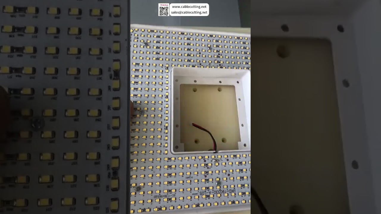 ตั้งค่าเครื่องขันสกรูอัตโนมัติสำหรับไฟ LED อย่างรวดเร็ว | ระบบอัตโนมัติในโรงงานอุตสาหกรรม