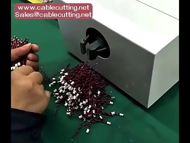 เครื่องพันสายไฟแบบกึ่งอัตโนมัติหลายแกน