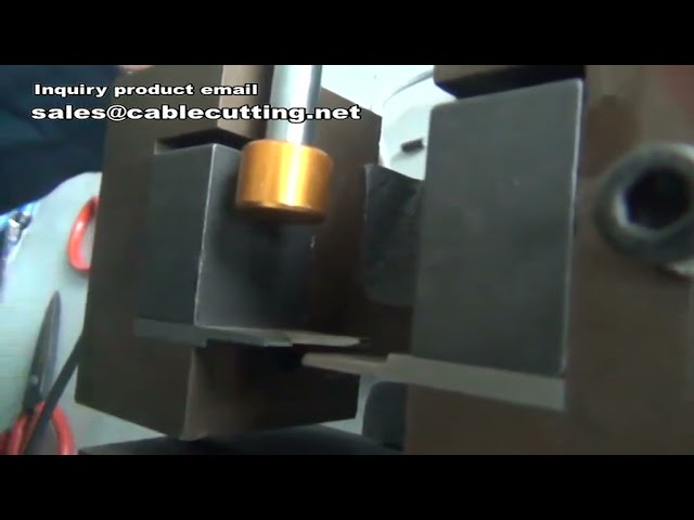 เครื่องปอกสายไฟและสายเคเบิลอัตโนมัติ | สำหรับการประกอบชุดสายไฟในโรงงาน