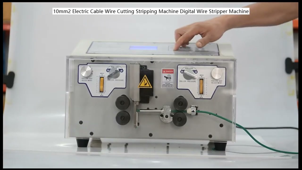 เครื่องตัดและปอกสายไฟขนาด 10mm² อัตโนมัติ (Digital Wire Stripper)