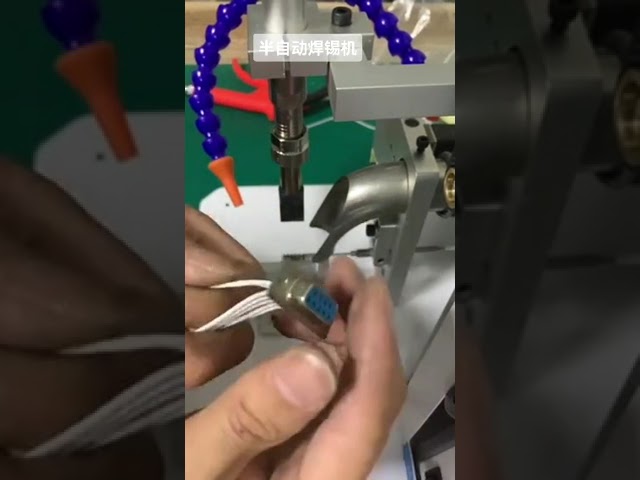 ทดสอบเครื่องบัดกรีและเครื่องปอกสายไฟอัตโนมัติในโรงงาน | เครื่องจักรระบบอัตโนมัติ