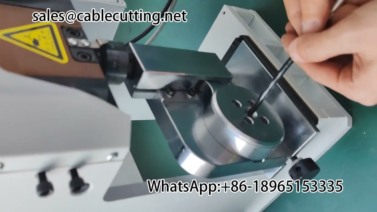 เครื่องปอกสายไฟอัตโนมัติพร้อมแม่พิมพ์คริมป์ 4 จุด สำหรับอุตสาหกรรมสายไฟ