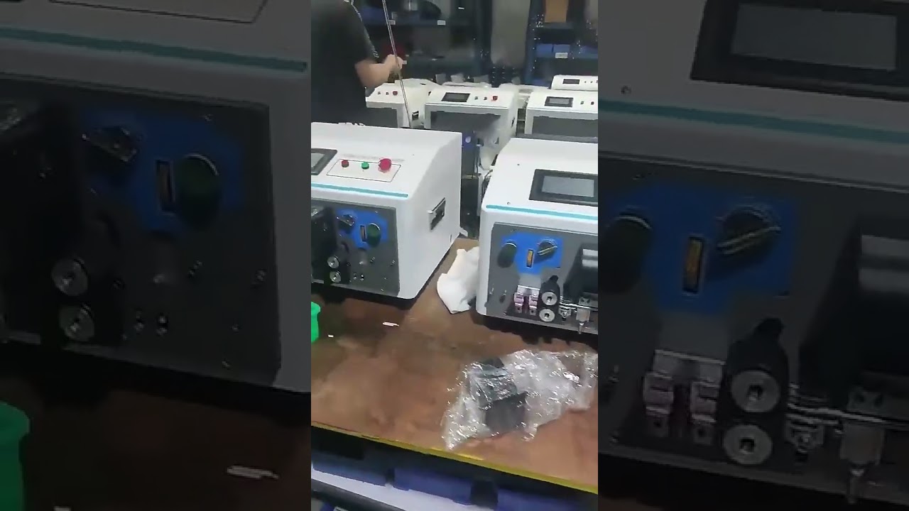 เครื่องปอกสายไฟอัตโนมัติความเร็วสูง รุ่นปอกสายเคเบิลกลม 10mm² เปลือกนอกและใน