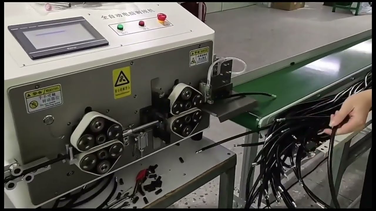 เครื่องปอกลวดอัตโนมัติ 8 ล้อ ตัด Crimp สายไฟขนาด 50mm² ประสิทธิภาพสูง