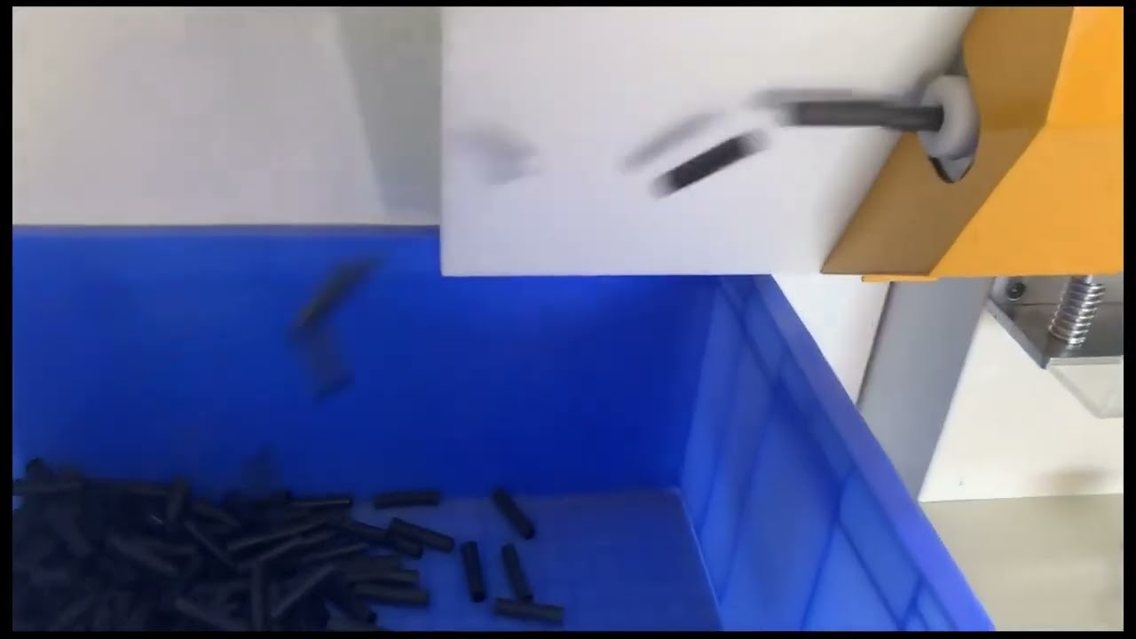 เครื่องตัดท่ออัตโนมัติ ใช้กับท่อยาง PVC ซิลิโคน EPDM และโฟม – เพิ่มประสิทธิภาพการผลิต