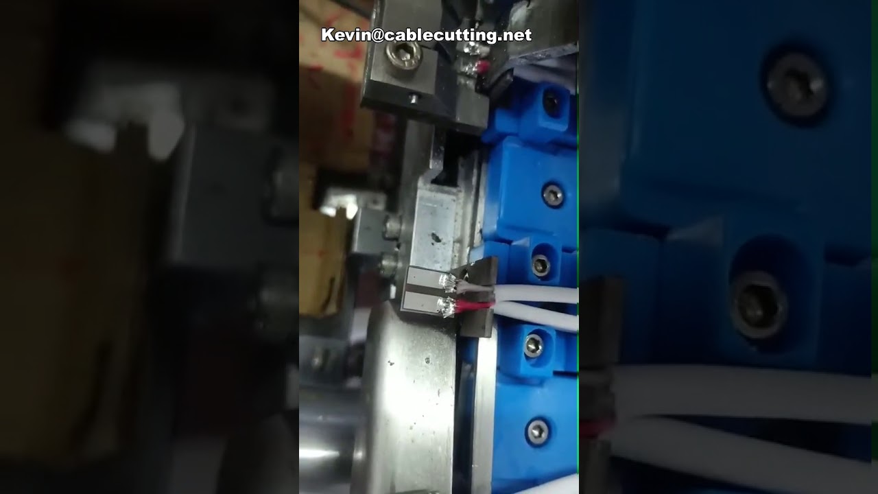 เครื่องบัดกรีขั้วต่อสาย USB 2 พินอัตโนมัติ | เครื่องผลิตสายข้อมูลครบวงจร