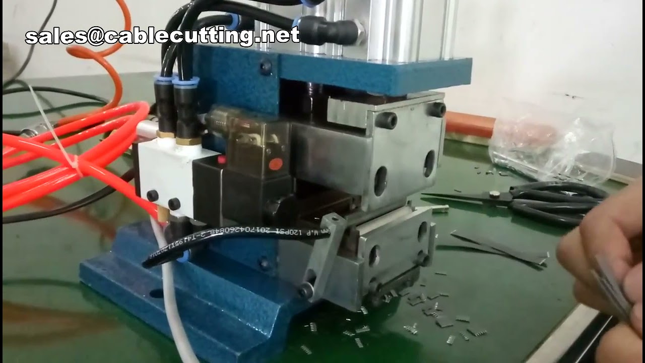เครื่องปอกสายไฟและสายเคเบิลอัตโนมัติประสิทธิภาพสูง