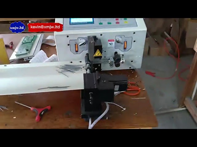 เครื่องปอก ตัด และบิดเกลียวสายทองแดงอัตโนมัติ ไฟฟ้าคุณภาพสูง