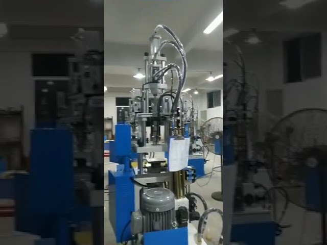 เครื่องฉีดพลาสติกแนวตั้งแรงดันต่ำ 20T สำหรับขึ้นรูปสายไฟ PVC | เครื่องฉีดพลาสติกคุณภาพสูง