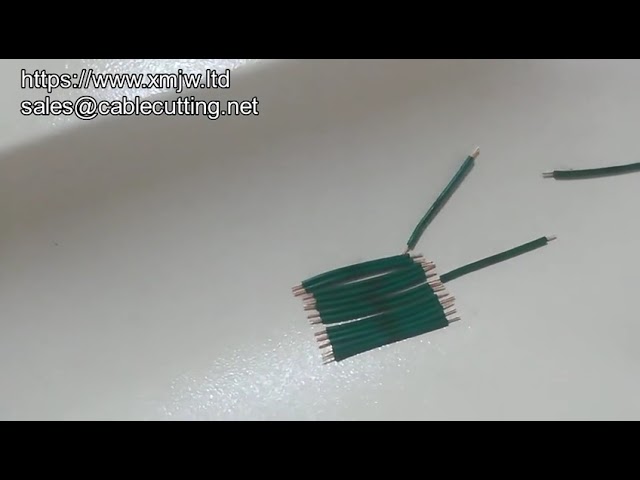 เครื่องปอกสายไฟและตัดอัตโนมัติ พร้อม crimp ขั้วต่อ สำหรับสายไฟบิดเกลียว PVC