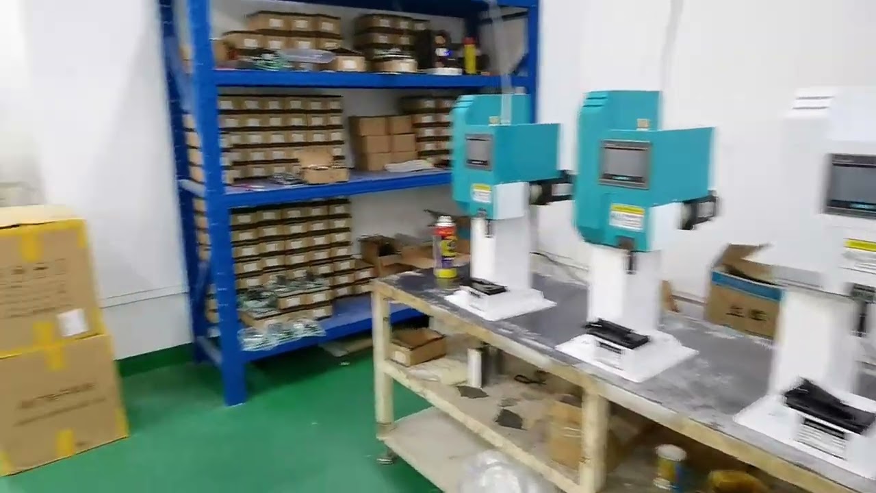 เครื่องย้ำสายไฟแบบฟูลเซอร์โวในสายการผลิตประสิทธิภาพสูง