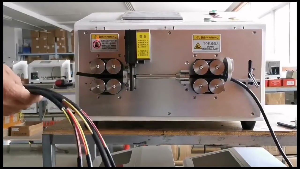 เครื่องตัดและปอกสายไฟอัตโนมัติ 50mm² สำหรับงานหนัก พร้อมระบบเซอร์โวมอเตอร์