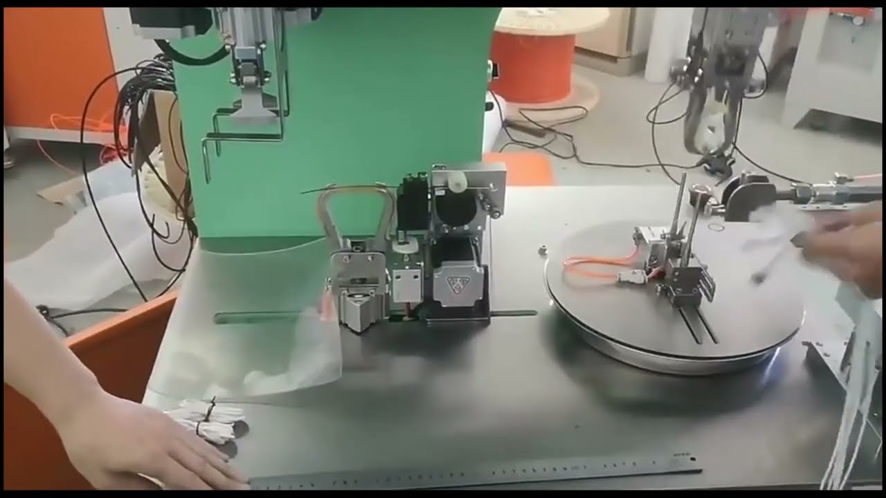 เครื่องม้วนสายไฟและท่อ พร้อมพันเทปกาวและติดฉลากอัตโนมัติ | เพิ่มประสิทธิภาพการผลิต