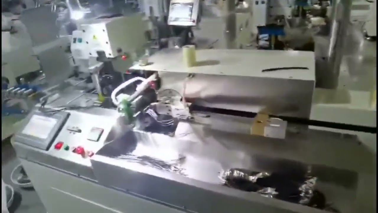 เครื่องจีบสายไฟและชุบดีบุกอัตโนมัติสำหรับสายรัดระบบไฟฟ้า