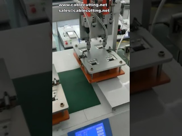 เครื่องจ่ายและบ่มกาว UV อัตโนมัติ จ่ายกาวพร้อมบ่มทันที โต๊ะสลับคู่เพิ่มผลผลิต