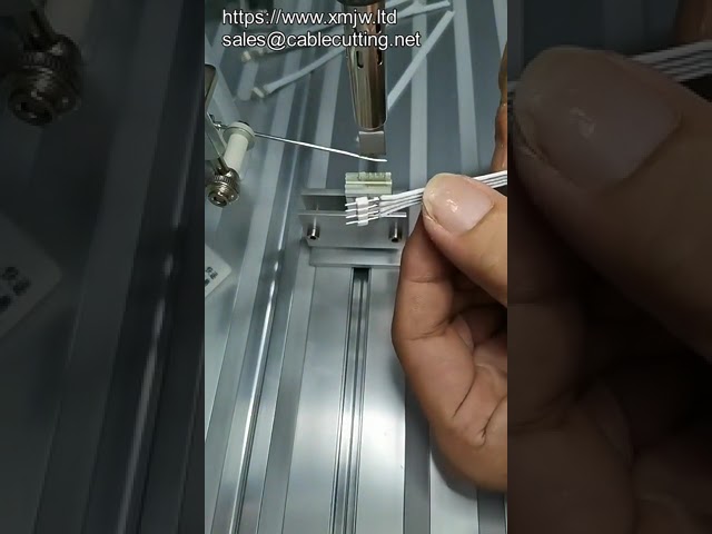 เครื่องบัดกรีสายไฟกึ่งอัตโนมัติสู่แผงวงจร | เพิ่มประสิทธิภาพการผลิต