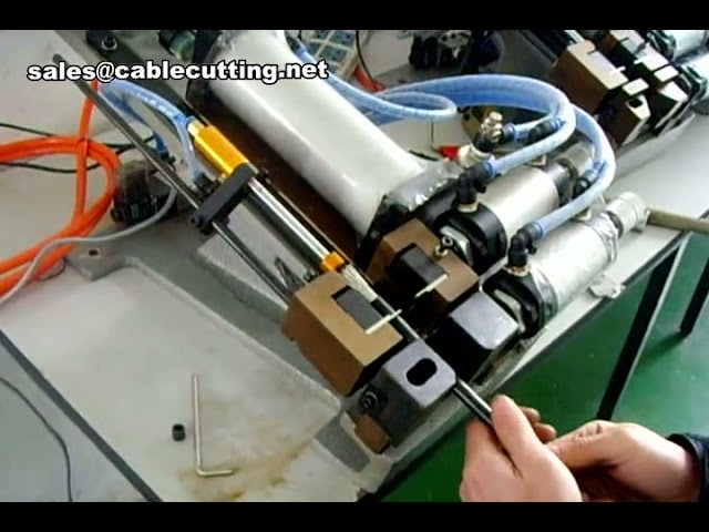 เครื่องปอกสายไฟอัตโนมัติประสิทธิภาพสูง | เครื่องตัดและปอกสายไฟอัตโนมัติ