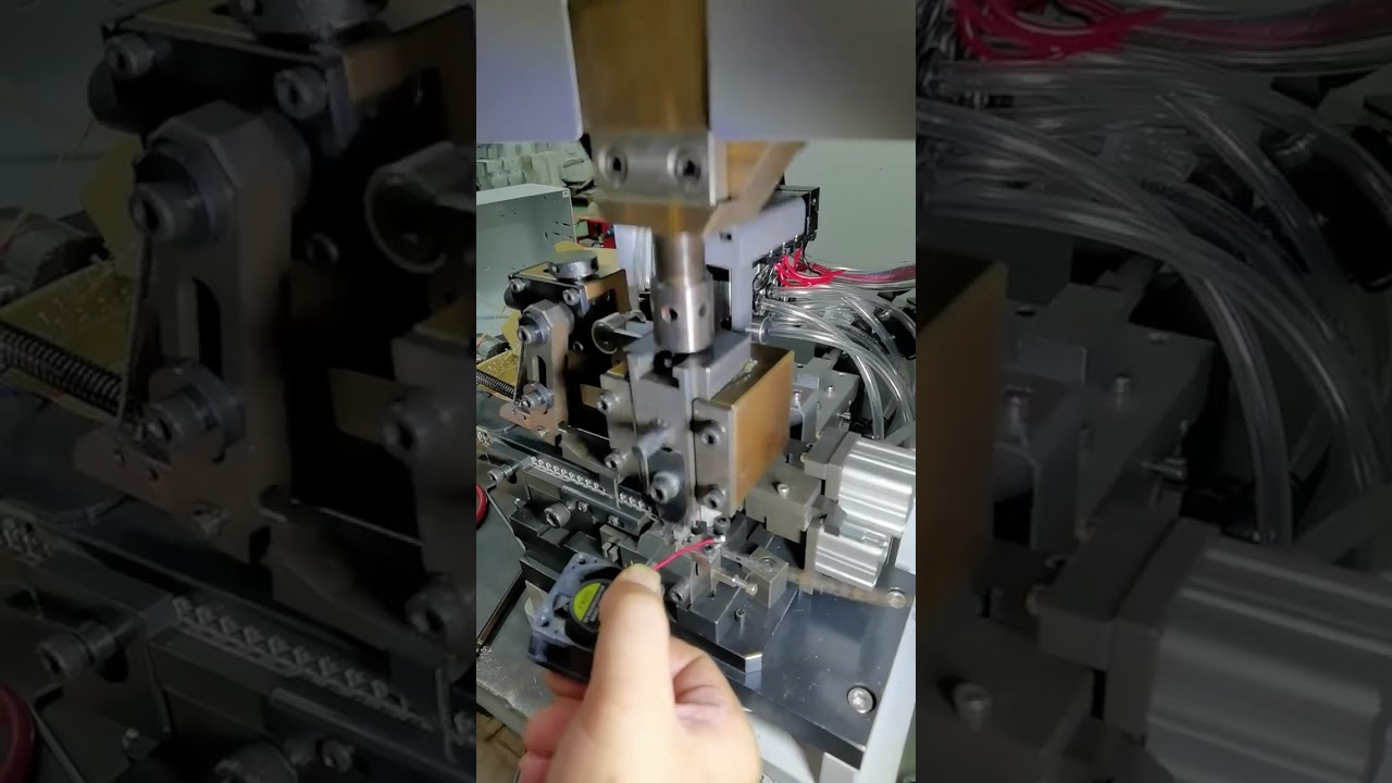 เครื่องสลักขั้วต่อสายแบบต่อเนื่องแนวนอน | เครื่องปอกสายไฟในโรงงาน #machine #cablewirestrippingmachine #factory #tools