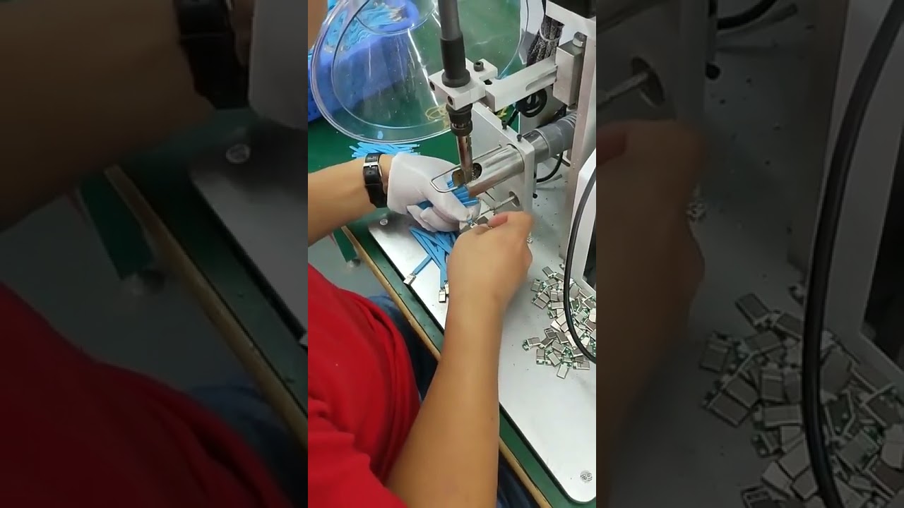 เครื่องบัดกรีหัวต่อไมโครสวิตช์เท้าเหยียบกึ่งอัตโนมัติ (Multi-Function)